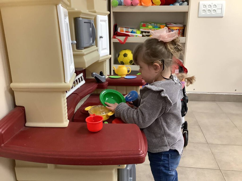 גני צעד ליעד 4